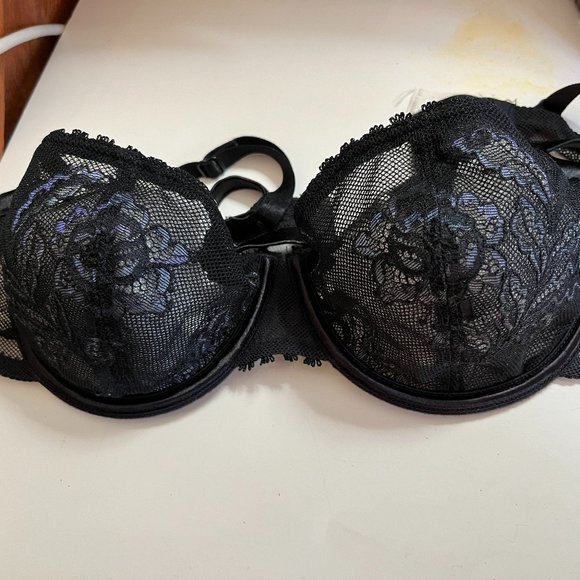 Beautiful Black & Blue Embroidered Bra 34C - Picture 1 of 7